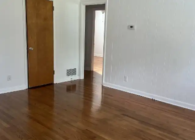 Property at 210 N May St Unit 6, Southern Pines, NC, 28387, 2 beds, 1 bath, [object Object]