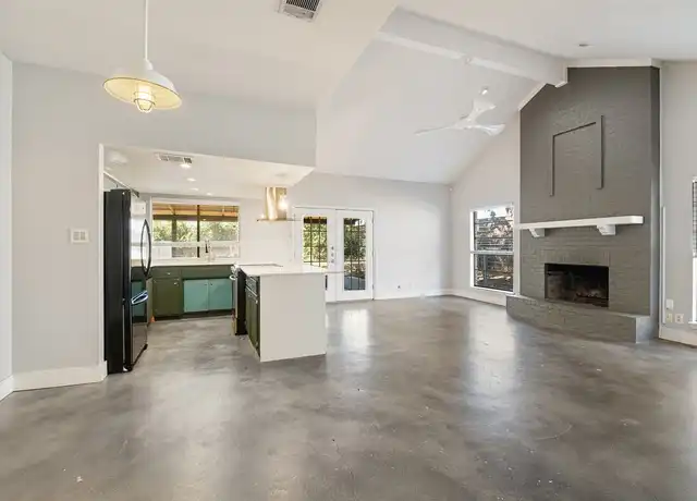 Property at 2025 Monarch Dr Unit B, Austin, TX, 78748, 2 beds, 2 baths, [object Object]