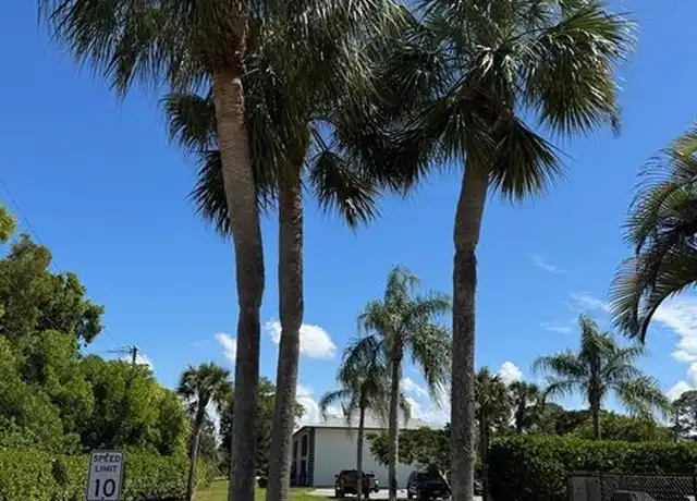 Property at 1101 Rosemary Ct Unit 204, Naples, FL, 34103, 2 beds, 2 baths, [object Object]