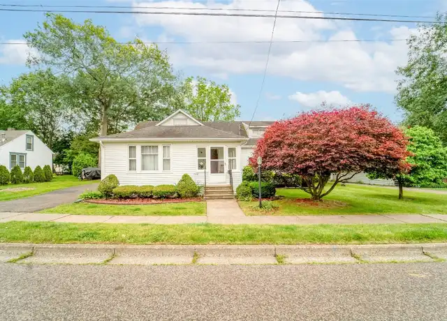 Property at 128 Hawthorne St, Vestal, NY, 13850, 3 beds, 1.5 baths, [object Object]