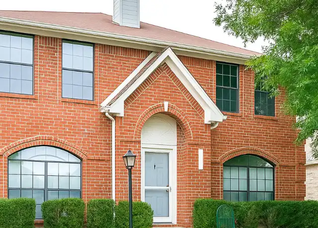 Property at 1717 Shady Creek Dr, Lewisville, TX, 75067, 3 beds, 3 baths, [object Object]