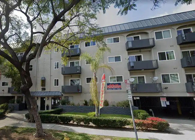 Property at 239 S Manhattan Pl, Los Angeles, CA, 90004, 1 bed, 1 bath, [object Object]