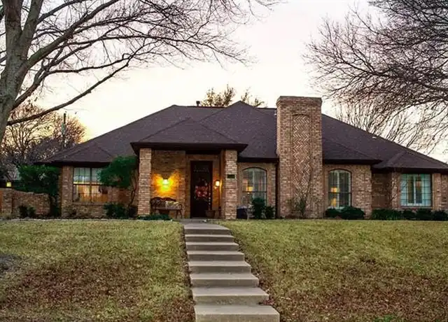 Property at 911 Canterbury Ct, Cedar Hill, TX, 75104, 3 beds, 2 baths, [object Object]