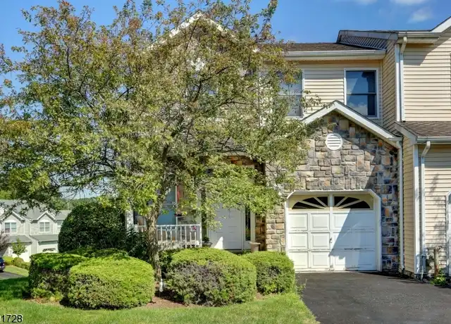 Property at 643 Old Dover Rd, Morris Plains, NJ, 07950, 3 beds, 2.5 baths, [object Object]