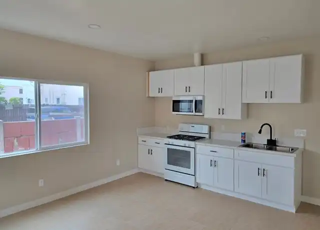 Property at 6008 Kansas Ave, Los Angeles, CA, 90044, 1 bed, 1 bath, [object Object]