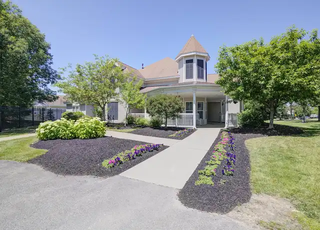 Property at Kinwood Apartments - 2 River Chase, Rensselaer, NY, 12144, 2 beds, 2 baths, [object Object]