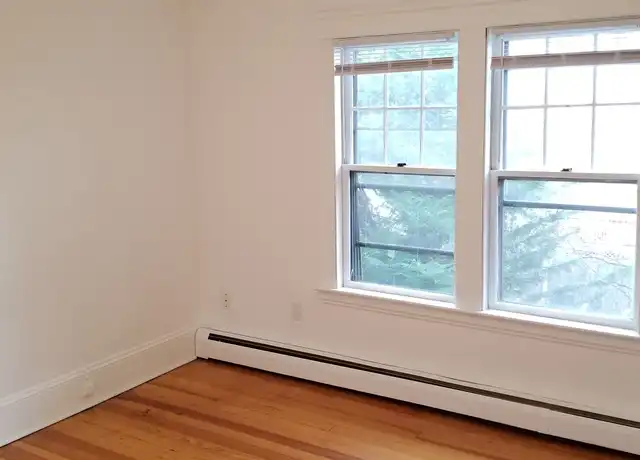 Property at 365 Dulude Ave, Woonsocket, RI, 02895, 1 bed, 1 bath, [object Object]