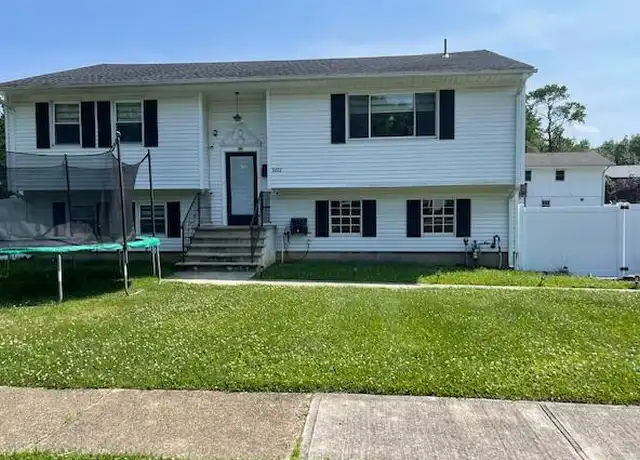Property at 1202 Thomas Ave, Ocean, NJ, 07712, 4 beds, 2 baths, [object Object]