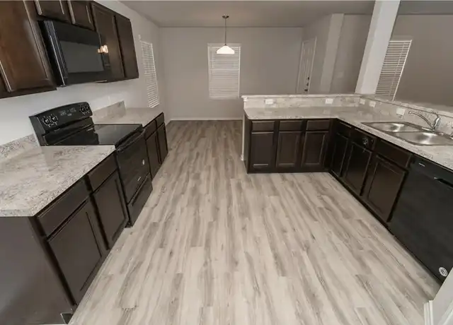 Property at 1006 Crossing Dr, Bryan, TX, 77803, 4 beds, 2 baths, [object Object]