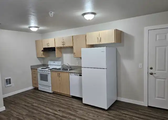 Property at 1401 Oakley Ave Unit 11, Burley, ID, 83318, 3 beds, 1 bath, [object Object]