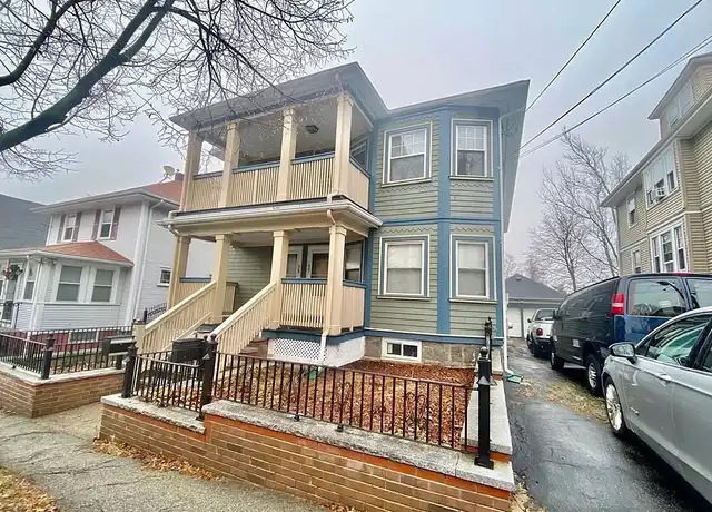 Property at 17 Berry St Unit 2, Quincy, MA, 02169, 3 beds, 2 baths, [object Object]