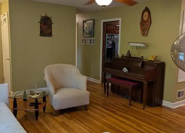 Property at 221 Oakridge Rd, Hillsdale, NJ, 07642, 4 beds, 1 bath, [object Object]