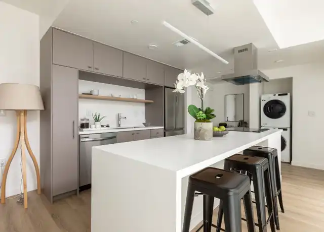 Property at 4575 Santa Monica Blvd Unit 502, Los Angeles, CA, 90029, 2 beds, 2 baths, [object Object]