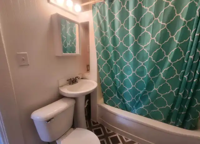 Property at 316 Richmond Ave, Richmond, IN, 47374, 1 bed, 1 bath, [object Object]