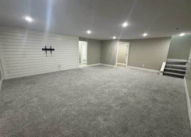 Property at 8771 E Summerside Pl, Bel Aire, KS, 67226, 5 beds, 3 baths, [object Object]