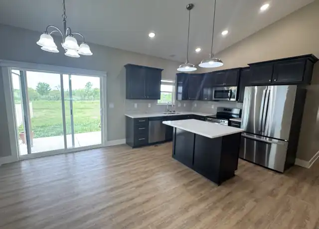 Property at 8771 E Summerside Pl, Bel Aire, KS, 67226, 5 beds, 3 baths, [object Object]