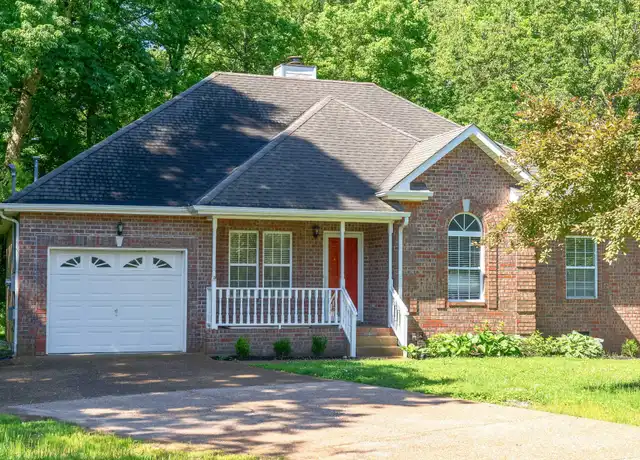 Property at 210 Apache Trl, White House, TN, 37188, 3 beds, 2 baths, [object Object]
