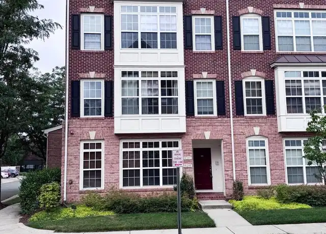 Property at 19295 Harlow Sq, Leesburg, VA, 20176, 2 beds, 2.5 baths, [object Object]