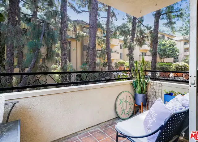 Property at 6728 Hillpark Dr #308, Los Angeles, CA, 90068, 2 beds, 1 bath, [object Object]