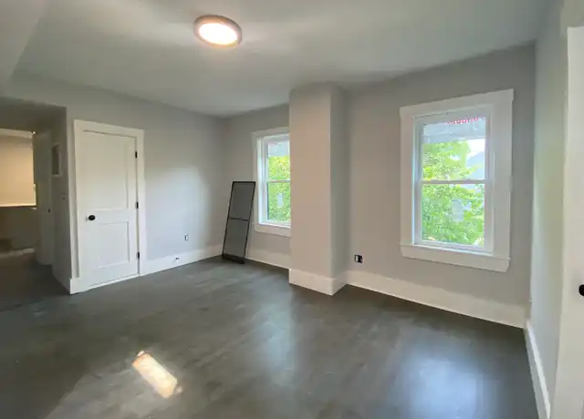 Property at 118 Marginal St Unit 1, East Boston, MA, 02128, 3 beds, 1 bath, [object Object]
