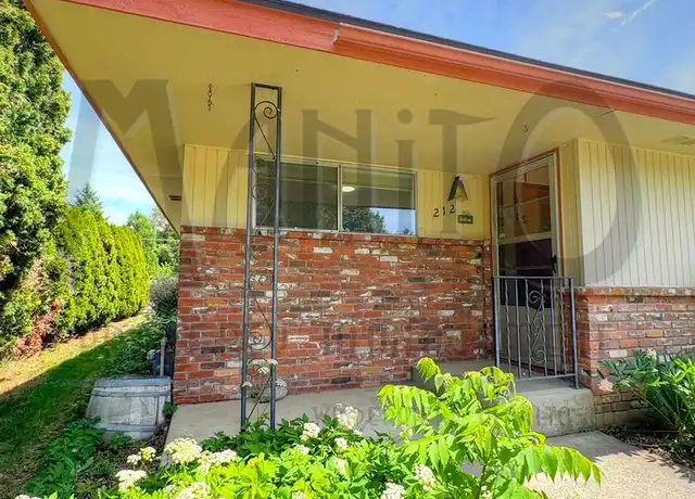 Property at 212 N Fox Rd, Spokane Valley, WA, 99206, 2 beds, 2 baths, [object Object]