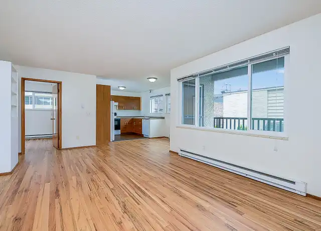Property at 718 2nd Ave W Unit 6, Seattle, WA, 98119, 2 beds, 1 bath, [object Object]