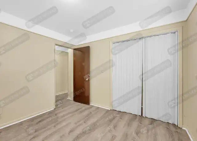 Property at 16705 Greenfield Rd Unit 6, Detroit, MI, 48235, 2 beds, 1 bath, [object Object]