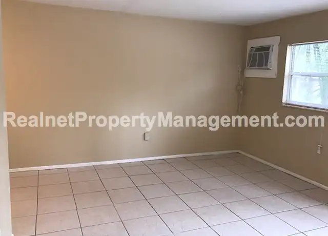 Property at 1201 E Seneca Ave Unit B, Tampa, FL, 33612, 2 beds, 1 bath, [object Object]