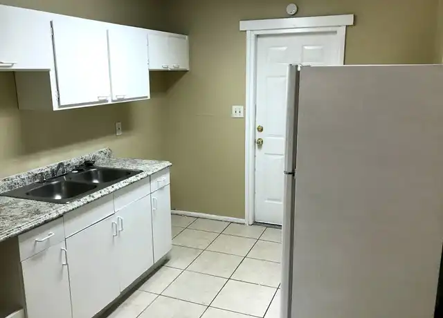 Property at 1201 E Seneca Ave Unit B, Tampa, FL, 33612, 2 beds, 1 bath, [object Object]