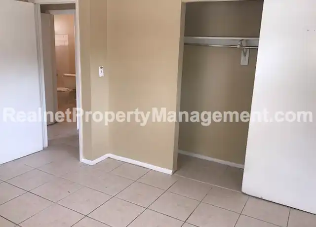 Property at 1201 E Seneca Ave Unit B, Tampa, FL, 33612, 2 beds, 1 bath, [object Object]