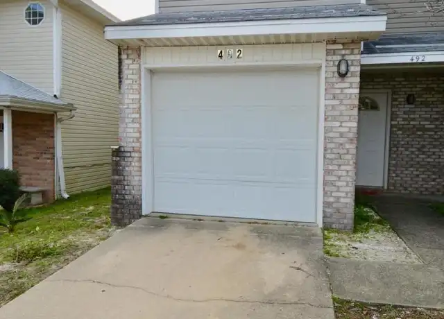 Property at 492 Keystone Rd, Mary Esther, FL, 32569, 2 beds, 2.5 baths, [object Object]
