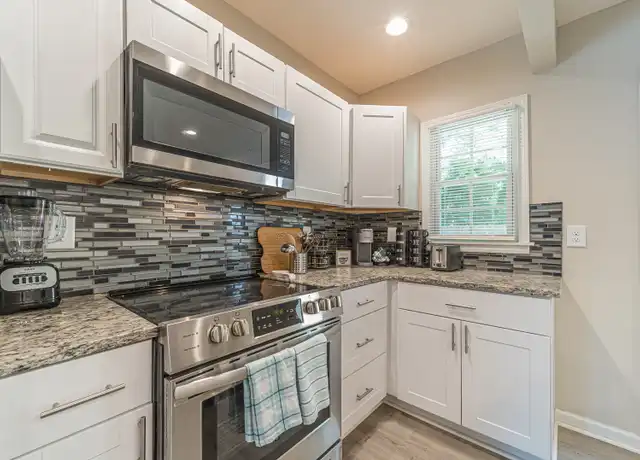 Property at 2390 Brackett Rd SW, Marietta, GA, 30060, 3 beds, 2.5 baths, [object Object]
