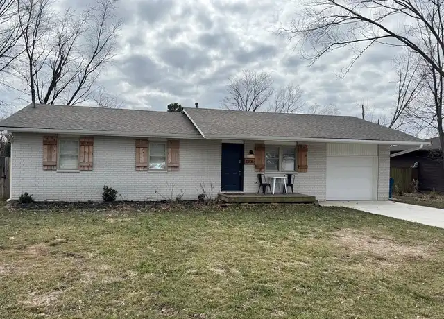 Property at 2306 SE 9th St, Bentonville, AR, 72712, 3 beds, 1 bath, [object Object]