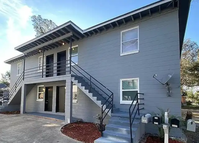 Property at 604 W 18th St Unit 2, Jacksonville, FL, 32206, 2 beds, 1 bath, [object Object]