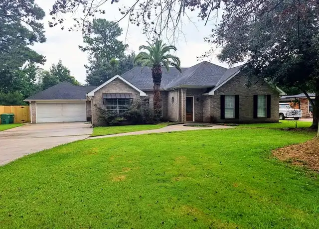 Property at 1410 Lake Village Blvd, Slidell, LA, 70461, 4 beds, 2 baths, [object Object]