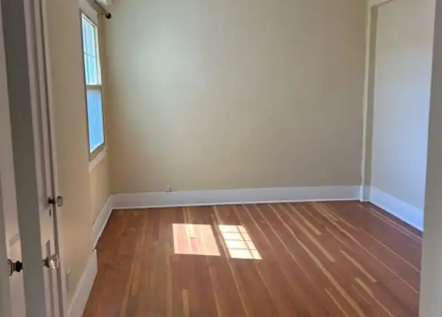 Property at 38 N Oakdale Ave Unit 9, Medford, OR, 97501, 1 bed, 1 bath, [object Object]