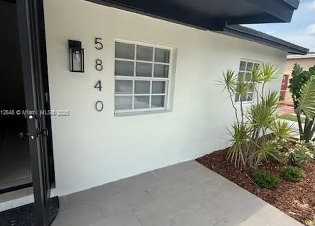Property at 5840 SW 58th Ter Unit 2, South Miami, FL, 33143, 2 beds, 1 bath, [object Object]