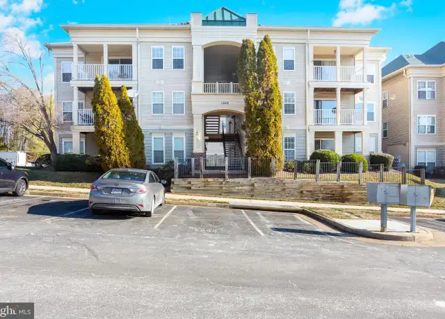 Property at 1049 Gardenview Loop #201, Woodbridge, VA, 22191, 2 beds, 2 baths, [object Object]