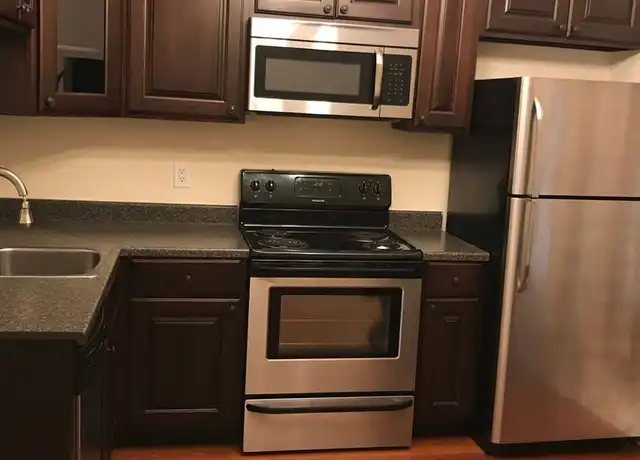 Property at 126 E Vermont St Unit 108, Indianapolis, IN, 46204, 1 bed, 1 bath, [object Object]