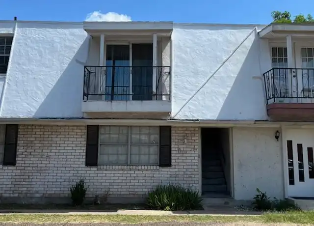 Property at 712 Toronto Ave, McAllen, TX, 78503, 2 beds, 1 bath, [object Object]