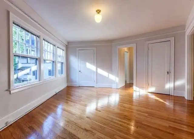 Property at 831 SW Vista Ave, Portland, OR, 97205, 1 bed, 1 bath, [object Object]