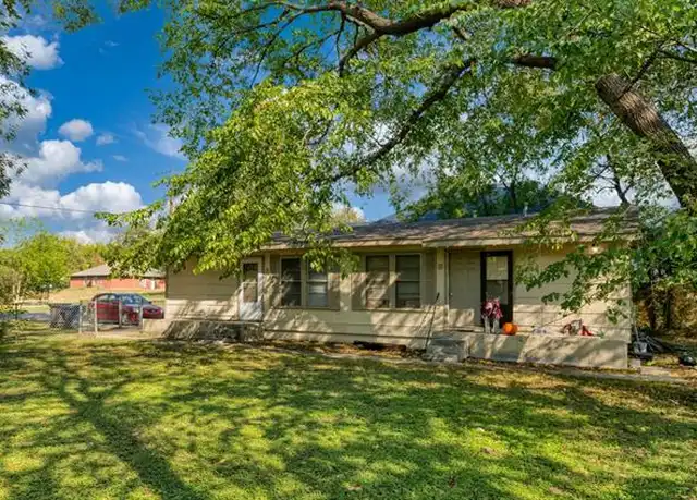 Property at 6161 Brocks Ln Unit B, Fort Worth, TX, 76114, 2 beds, 1 bath, [object Object]