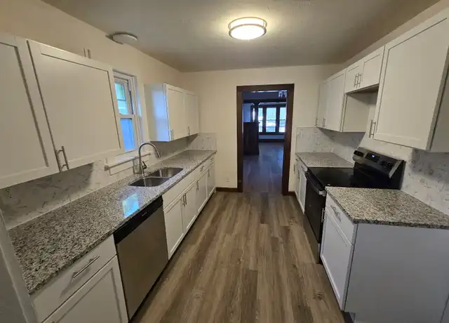 Property at 252 N Lorraine Ave, Wichita, KS, 67214, 4 beds, 2 baths, [object Object]