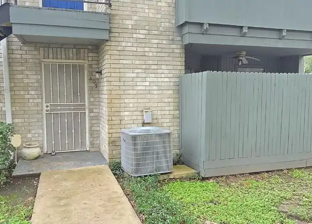 Property at 9797 Leawood Blvd #303, Houston, TX, 77099, 2 beds, 2 baths, [object Object]
