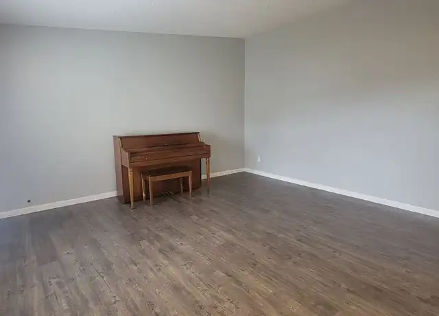 Property at 1540 Gary Ct, Rohnert Park, CA, 94928, 3 beds, 2.5 baths, [object Object]