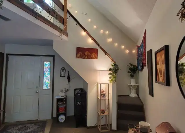 Property at 920 Maine St Unit 4, Lawrence, KS, 66044, 1 bed, 1 bath, [object Object]
