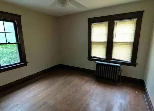 Property at 2120 Renrock Rd, Cleveland Heights, OH, 44118, 2 beds, 1 bath, [object Object]