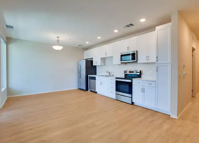 Property at 288 Center St, Chula Vista, CA, 91910, 1 bed, 1 bath, [object Object]