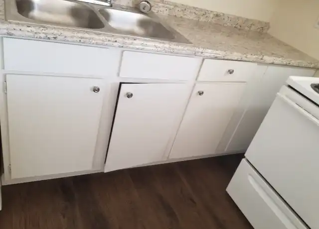 Property at 184 E Market St Unit 128, Tiffin, OH, 44883, 1 bed, 1 bath, [object Object]