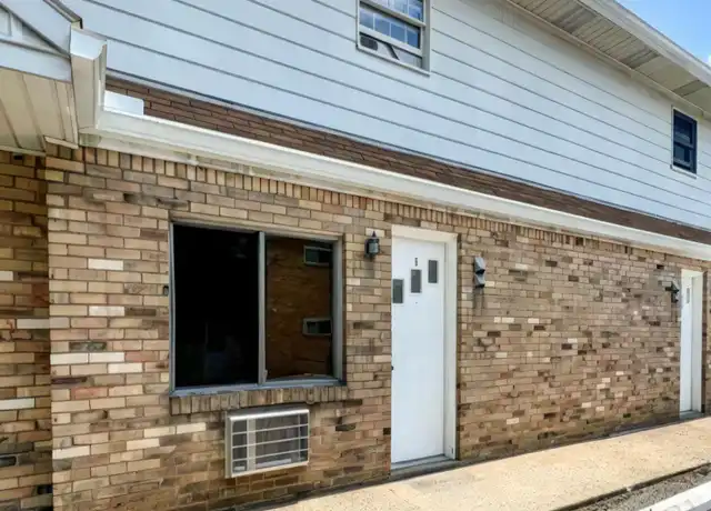 Property at 364 N Parkview Dr, Morgantown, WV, 26505, 1 bed, 1 bath, [object Object]